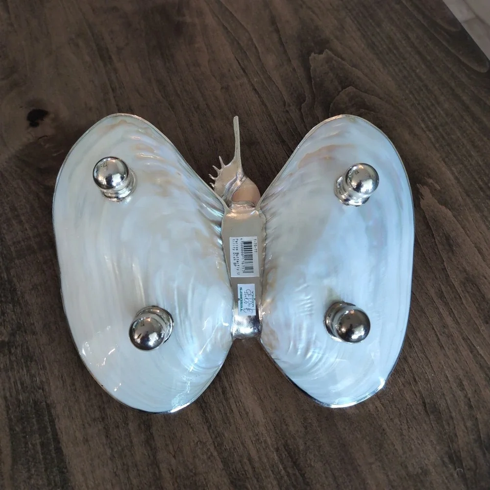 Large Vintage Mother of Pearl Clam Shell Trinket Dish Feet Manila Nautical Decor
